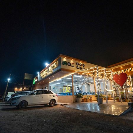 ทรีโบ เทรนด์ วินเทอร์ ทาวน์ Hotel มหาบาเลชวาร์ ภายนอก รูปภาพ