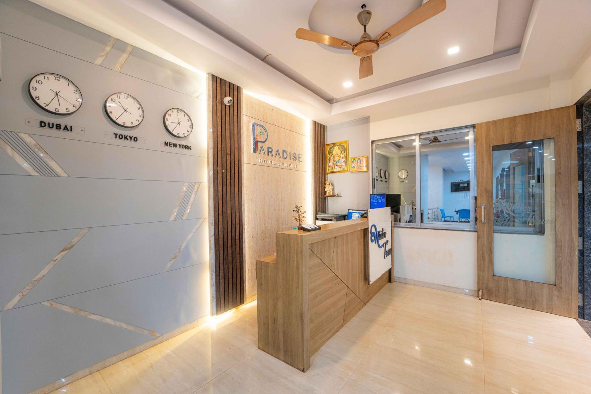 ทรีโบ เทรนด์ วินเทอร์ ทาวน์ Hotel มหาบาเลชวาร์ ภายนอก รูปภาพ