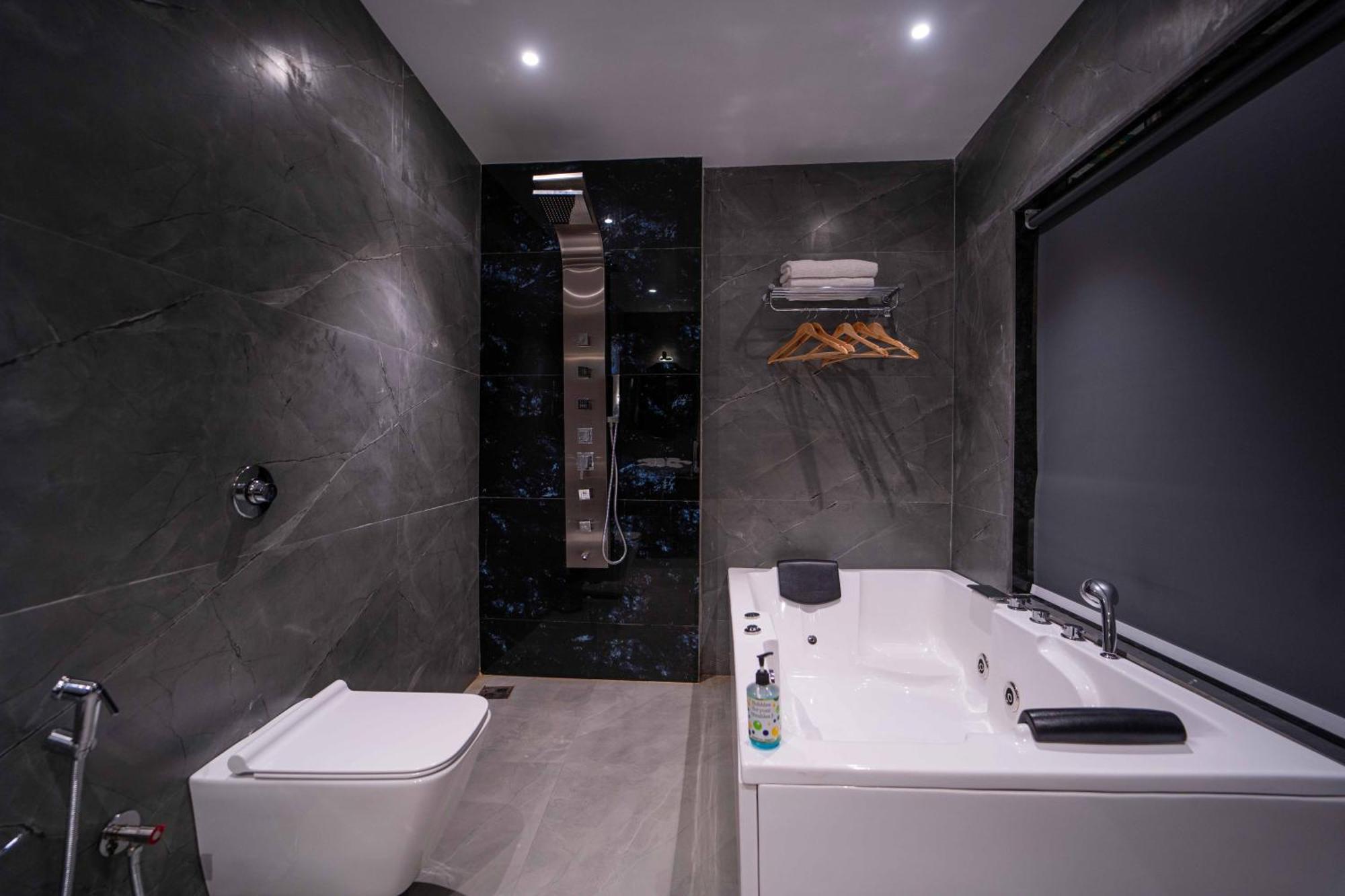 ทรีโบ เทรนด์ วินเทอร์ ทาวน์ Hotel มหาบาเลชวาร์ ภายนอก รูปภาพ