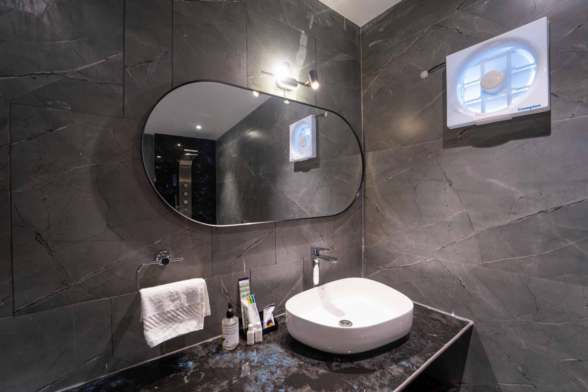 ทรีโบ เทรนด์ วินเทอร์ ทาวน์ Hotel มหาบาเลชวาร์ ภายนอก รูปภาพ