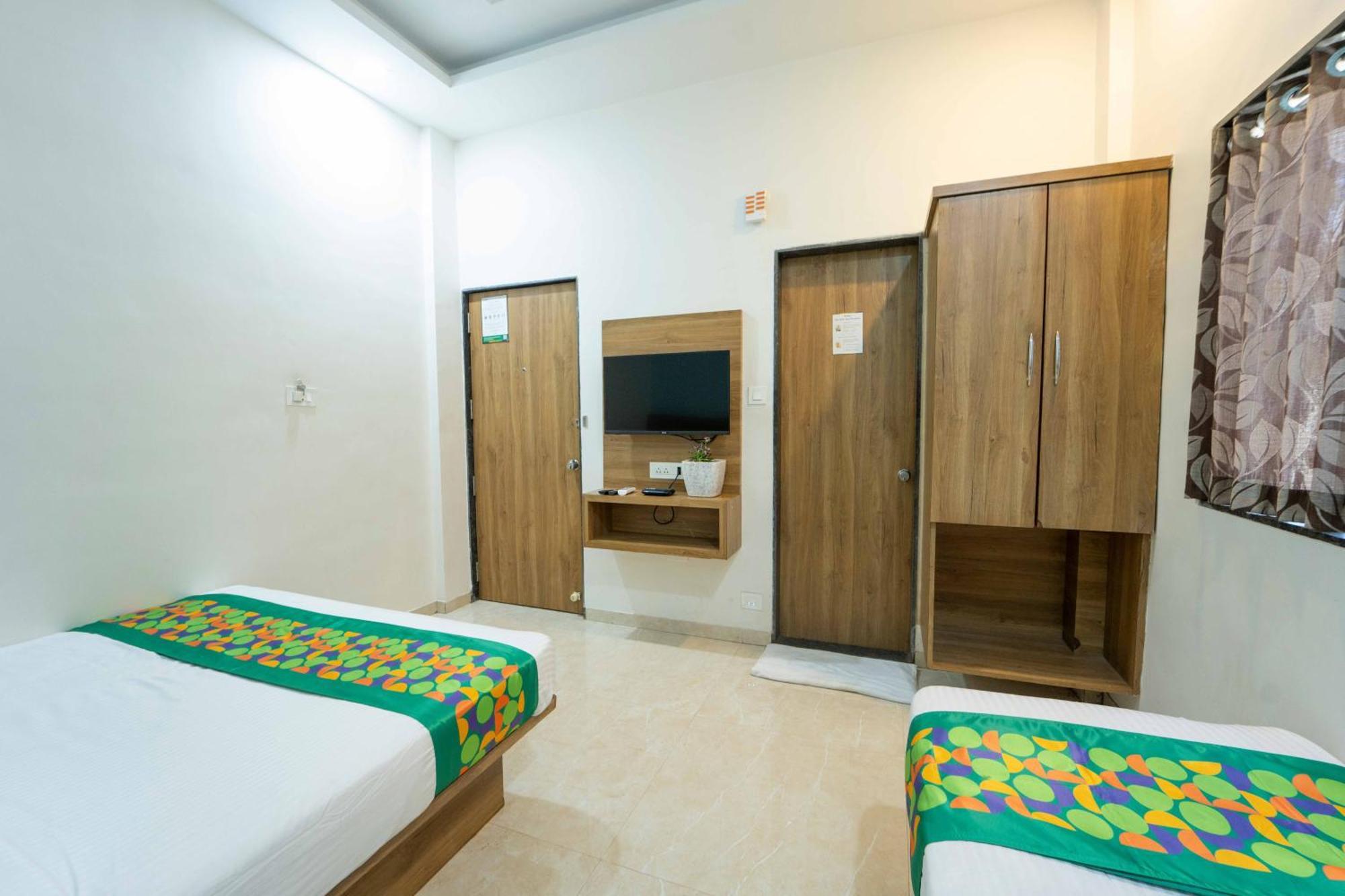 ทรีโบ เทรนด์ วินเทอร์ ทาวน์ Hotel มหาบาเลชวาร์ ภายนอก รูปภาพ
